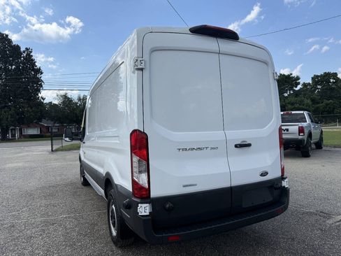 Used 2018 Ford Transit 350 148 Medium Roof RWD image 23