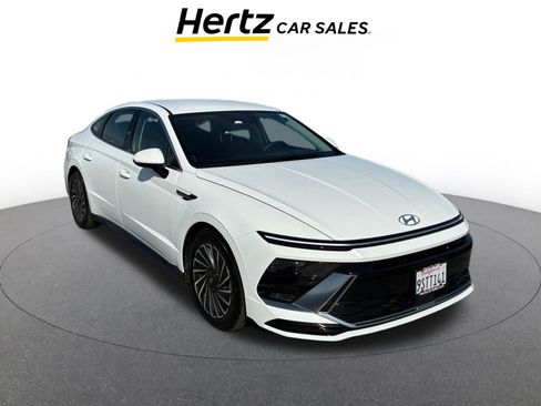 Used 2025 Hyundai Sonata SEL image 1
