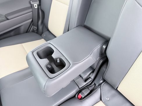 Used 2025 Lexus GX 550 image 45