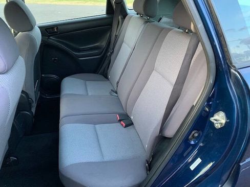 Used 2005 Pontiac Vibe w/ Power Group Value Package image 23