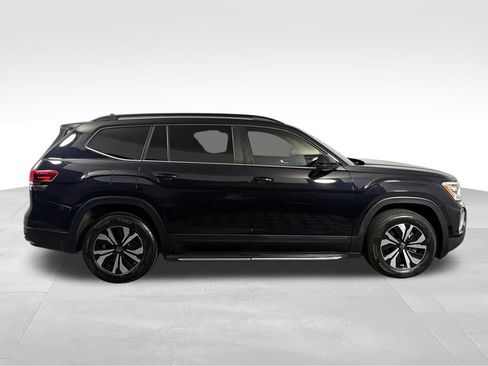 Used 2025 Volkswagen Atlas SE FWD image 6