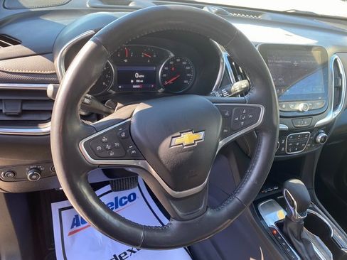 Used 2022 Chevrolet Equinox Premier image 11