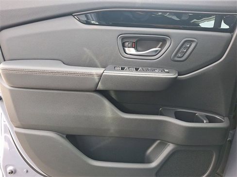 New 2025 Honda Pilot TrailSport image 21