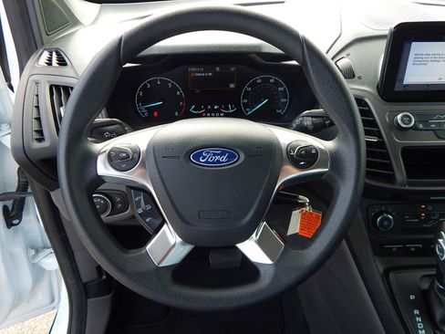 Used 2019 Ford Transit Connect XLT image 21