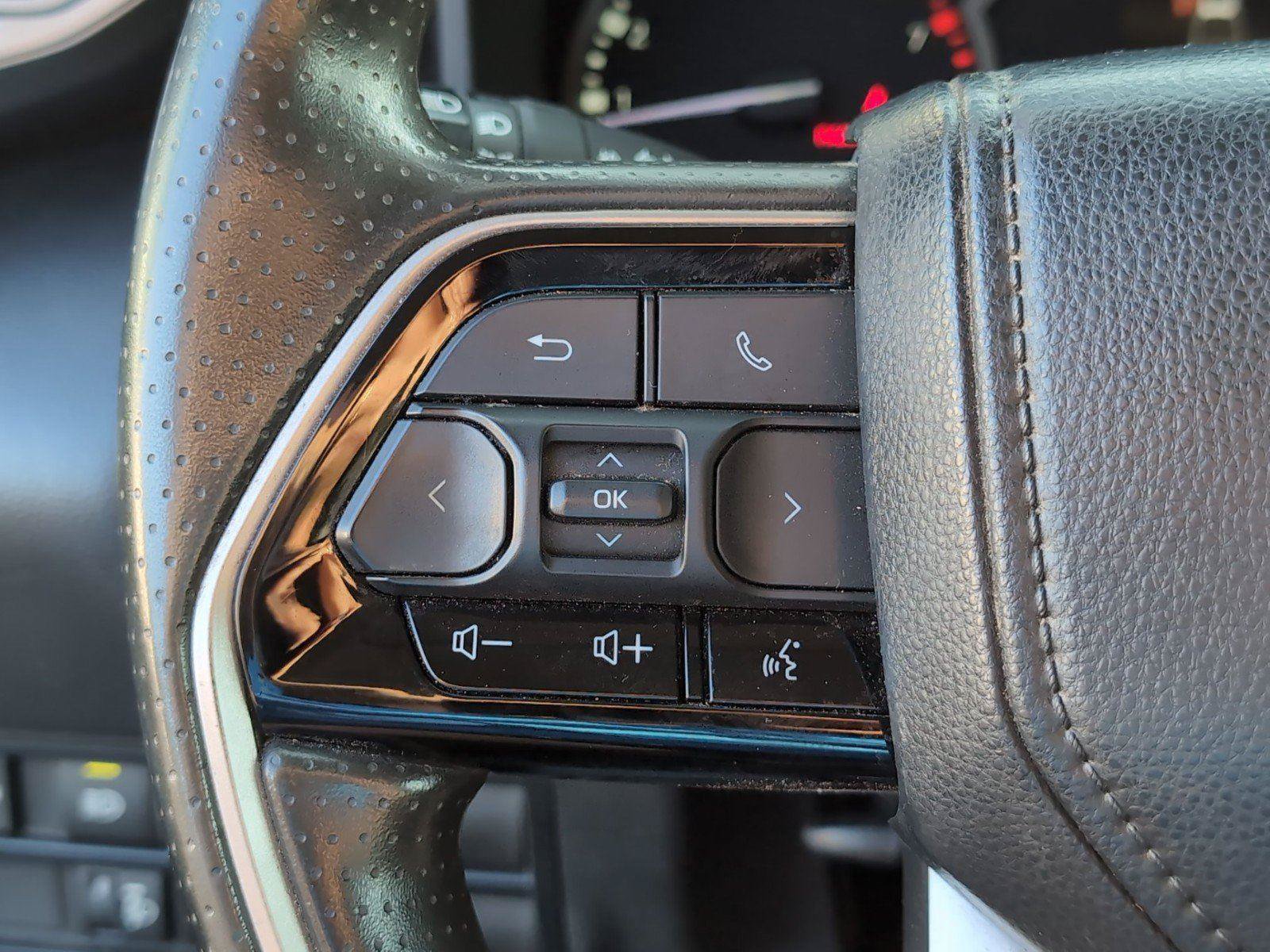 Used 2022 Toyota Tundra SR5 AWD/4WD image 31