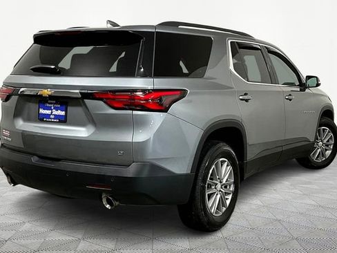 Used 2023 Chevrolet Traverse LT image 12