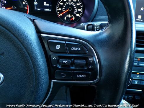 Used 2018 Kia Optima S w/ Panoramic Sunroof Package image 41