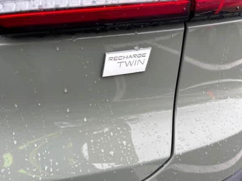 Used 2023 Volvo C40 P8 Recharge Ultimate image 5