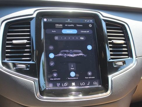 Certified 2023 Volvo XC90 B6 Ultimate w/ Protection Package Premier AWD/4WD image 23
