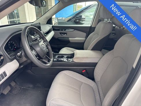 Used 2023 Honda Pilot LX image 13