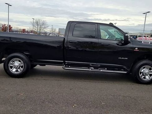 Used 2024 RAM 2500 Big Horn image 9