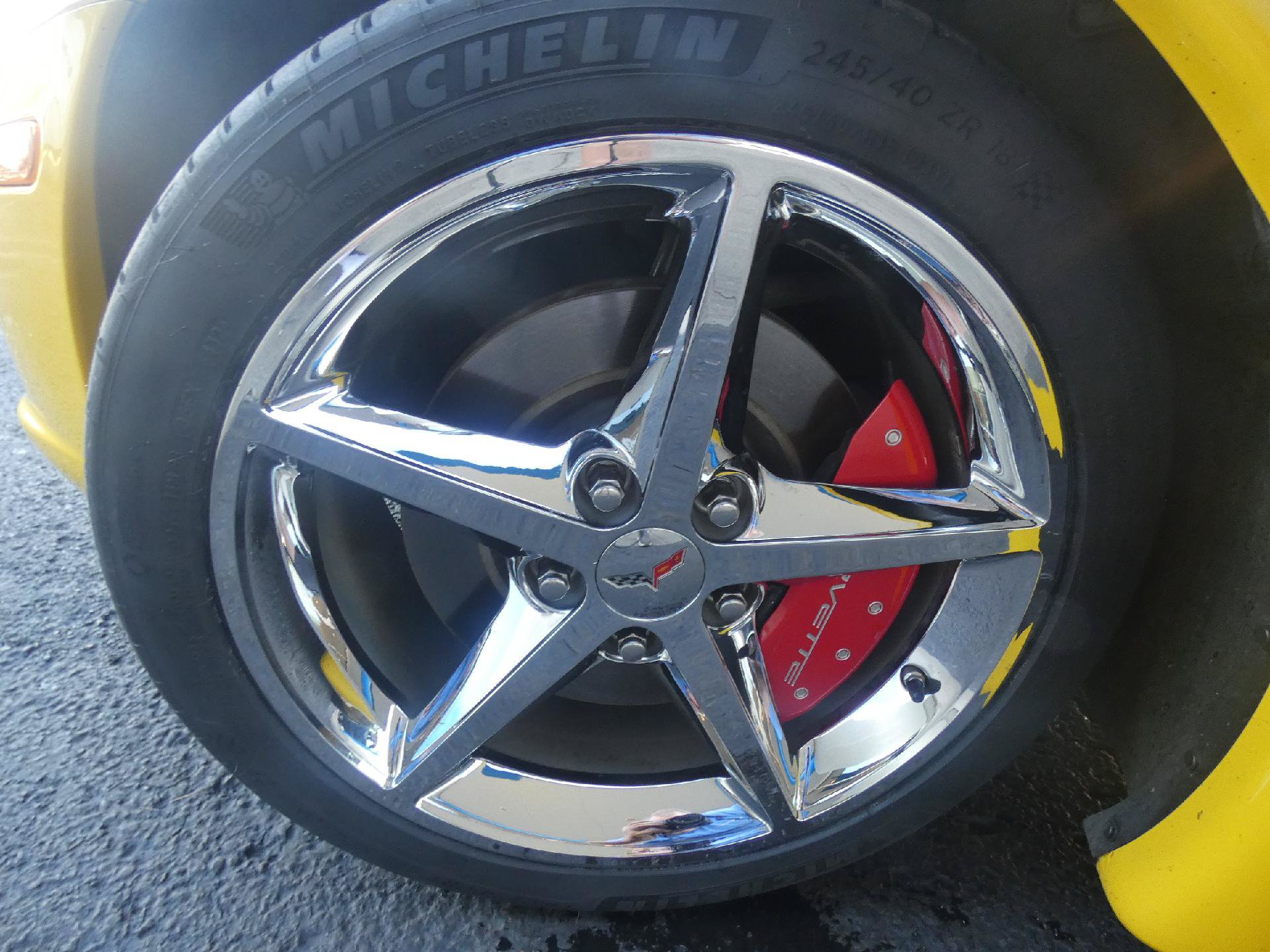 Used 2013 Chevrolet Corvette Coupe w/ 3LT Preferred Equipment Group RWD image 8