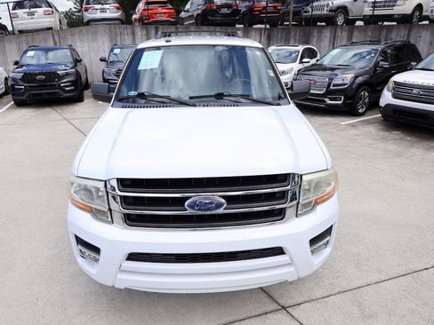 Used 2017 Ford Expedition XLT RWD image 11