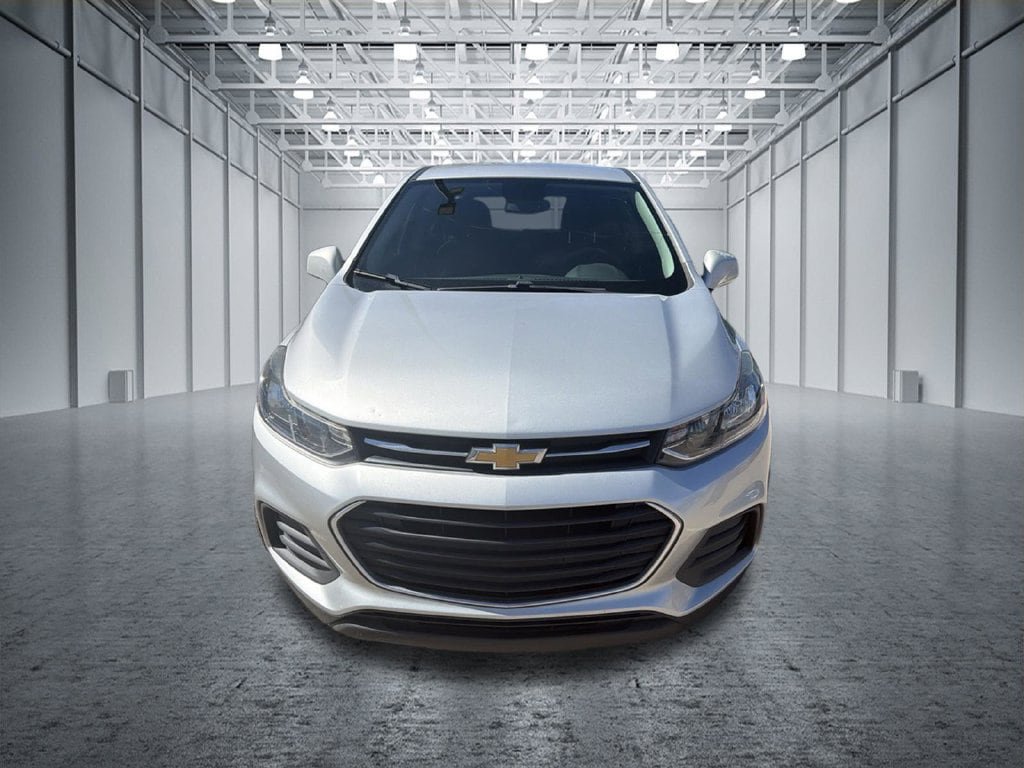 Certified 2020 Chevrolet Trax LS AWD/4WD image 2