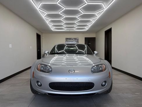 Used 2008 MAZDA MX-5 Miata Touring image 15