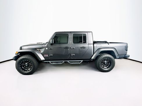 Used 2021 Jeep Gladiator Overland w/ Popular Equipment Package AWD/4WD image 4