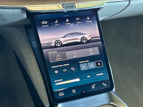 Used 2022 Lucid Air Grand Touring AWD/4WD image 21