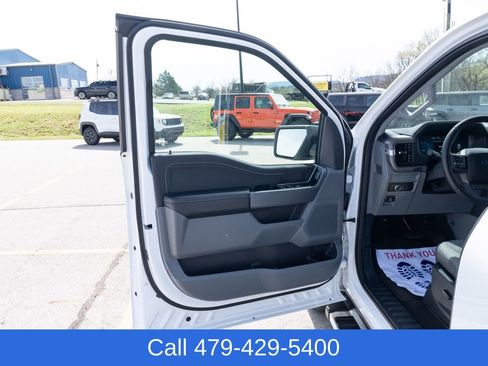 Used 2025 Ford F150 XLT w/ Equipment Group 301A Standard image 11