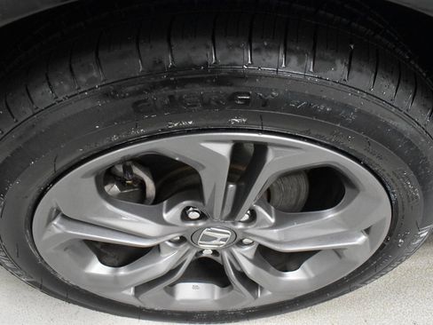 Used 2023 Honda Accord EX image 9