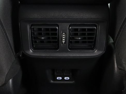 Certified 2025 Toyota RAV4 XLE FWD image 29
