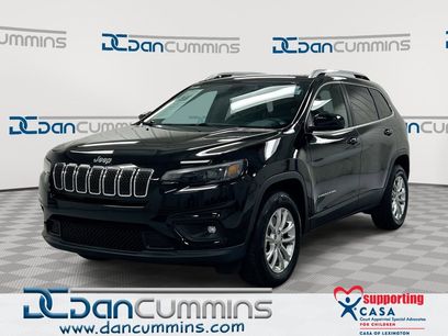 Used 2019 Jeep Cherokee Latitude w/ Popular Appearance Group
