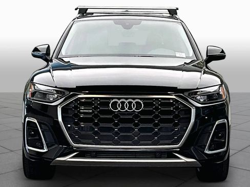 Certified 2025 Audi Q5 2.0T Premium Plus w/ Premium Plus Package image 4