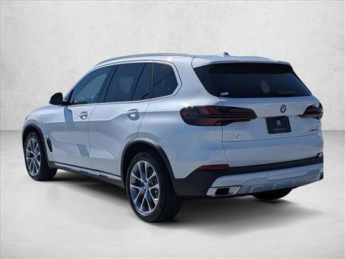 New 2026 BMW X5 xDrive50e AWD/4WD image 8