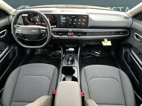 Certified 2025 Kia K4 LXS image 6