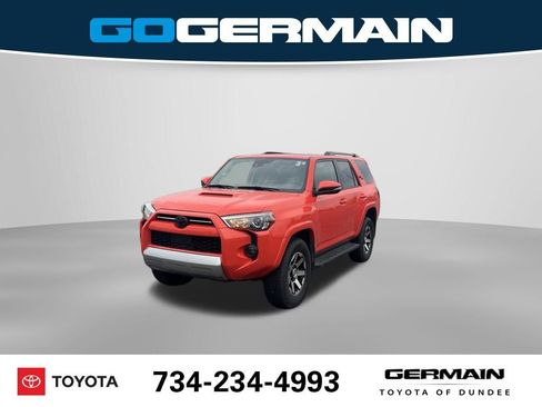 Used 2024 Toyota 4Runner TRD Off-Road Premium w/ Moonroof Package AWD/4WD image 1