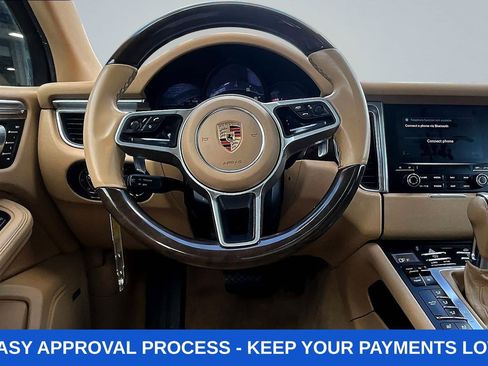 Used 2017 Porsche Macan AWD/4WD image 10
