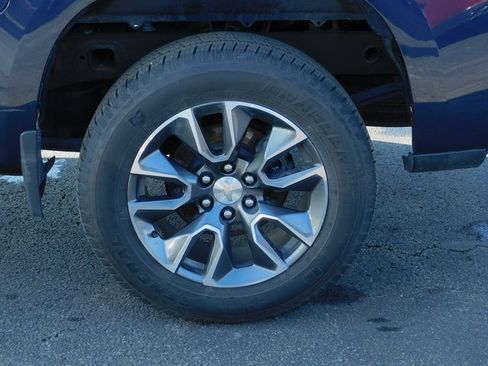 Used 2022 Chevrolet Silverado 1500 LT image 11