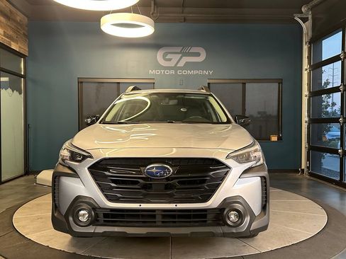 Used 2023 Subaru Outback Onyx Edition AWD/4WD image 8