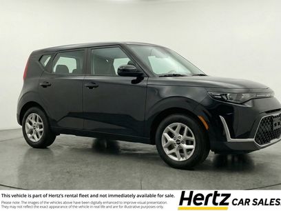 Used 2025 Kia Soul LX w/ LX Technology Package