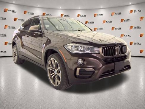 Used 2017 BMW X6 xDrive40i w/ Premium Package Enhanced AWD/4WD image 6