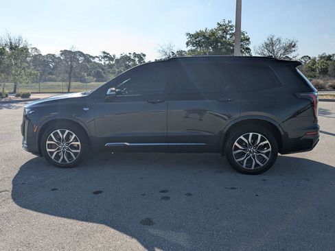 Used 2023 Cadillac XT6 Sport w/ Technology Package AWD/4WD image 8