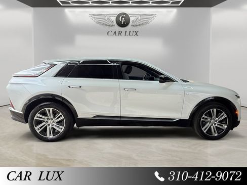 Used 2024 Cadillac Lyriq Tech RWD image 6