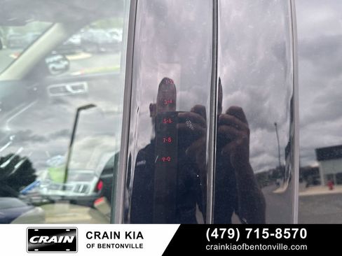Used 2020 Ford Explorer XLT RWD image 12