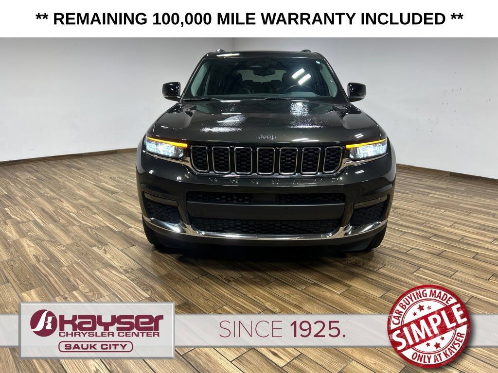 Used 2022 Jeep Grand Cherokee L Limited AWD/4WD image 3