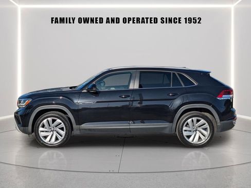 Used 2020 Volkswagen Atlas Cross Sport SE w/ Towing Package image 3