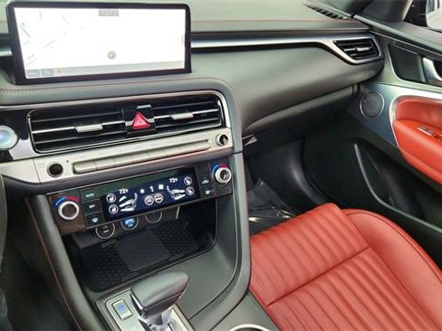 Used 2025 Genesis G70 2.5T w/ Sport Prestige Package image 43