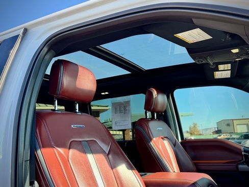 Used 2022 Ford F250 Platinum w/ FX4 Off-Road Package image 11