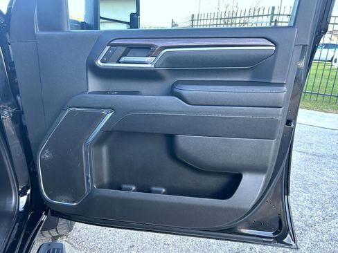 Certified 2024 Chevrolet Silverado 2500 LT w/ All Star Edition image 15