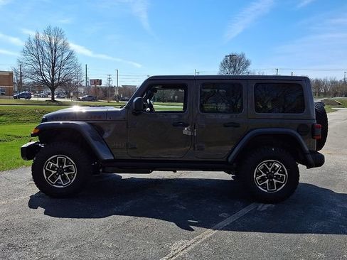 New 2026 Jeep Wrangler Unlimited Rubicon w/ Safety Group AWD/4WD image 4