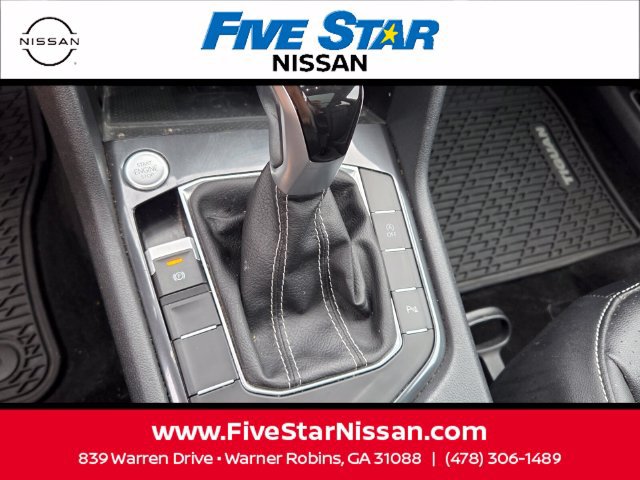Used 2024 Volkswagen Tiguan SE R-Line FWD image 24