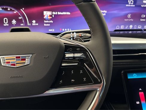 New 2026 Cadillac Escalade ESV Sport AWD/4WD image 29