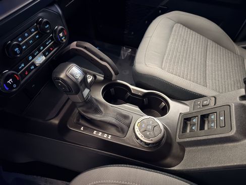 Used 2023 Ford Bronco Outer Banks image 24