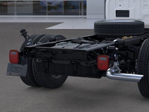 New 2026 Ford F550 4x4 Crew Cab image 23