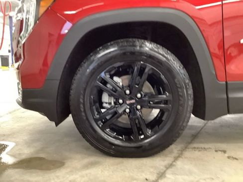 Used 2024 GMC Terrain AT4 w/ Tech Package AWD/4WD image 30