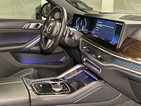 Used 2024 BMW X6 xDrive40i image 15