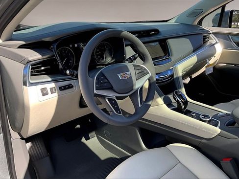 New 2025 Cadillac XT5 Premium Luxury w/ Technology Package image 6